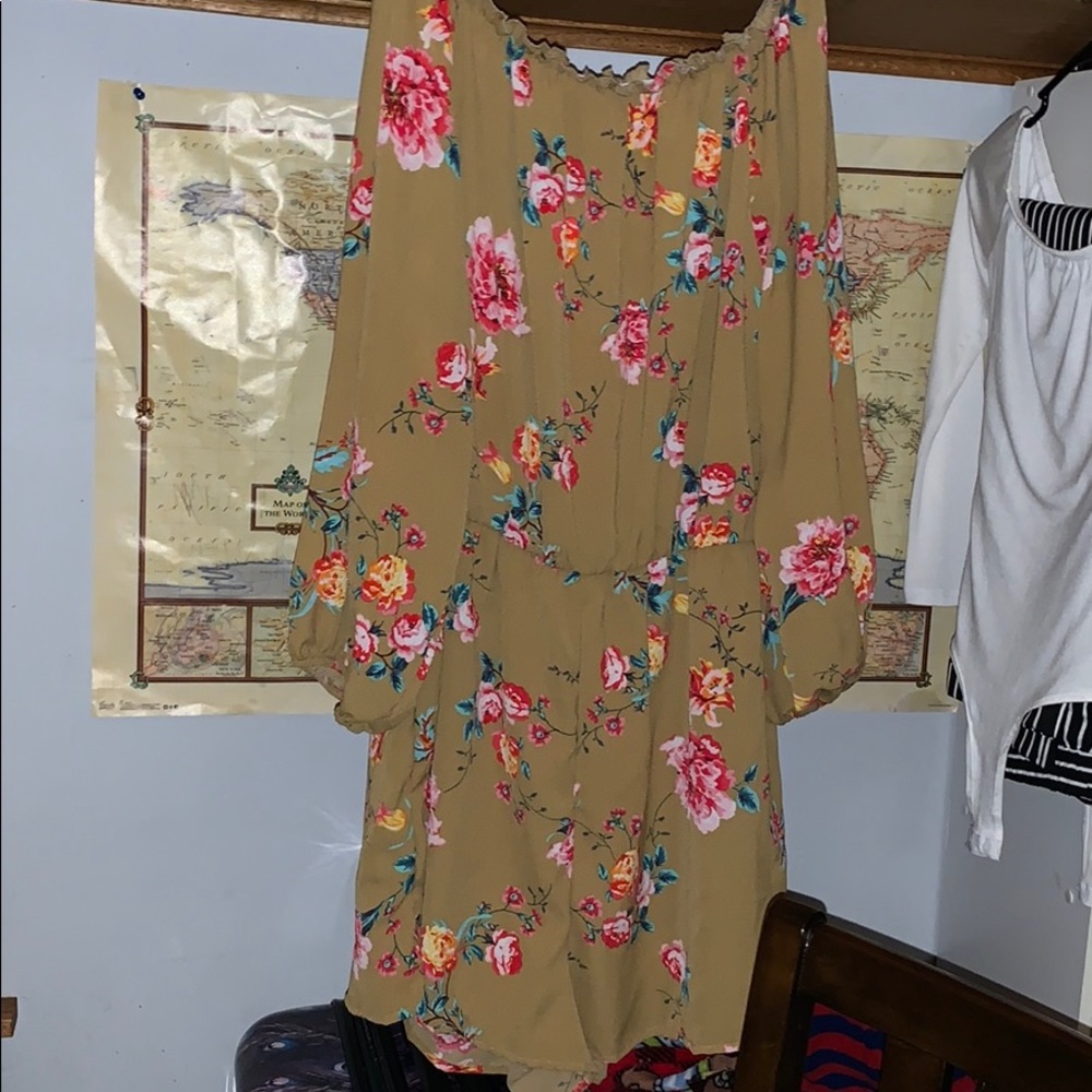 Romper new!! - Picture 2 of 4